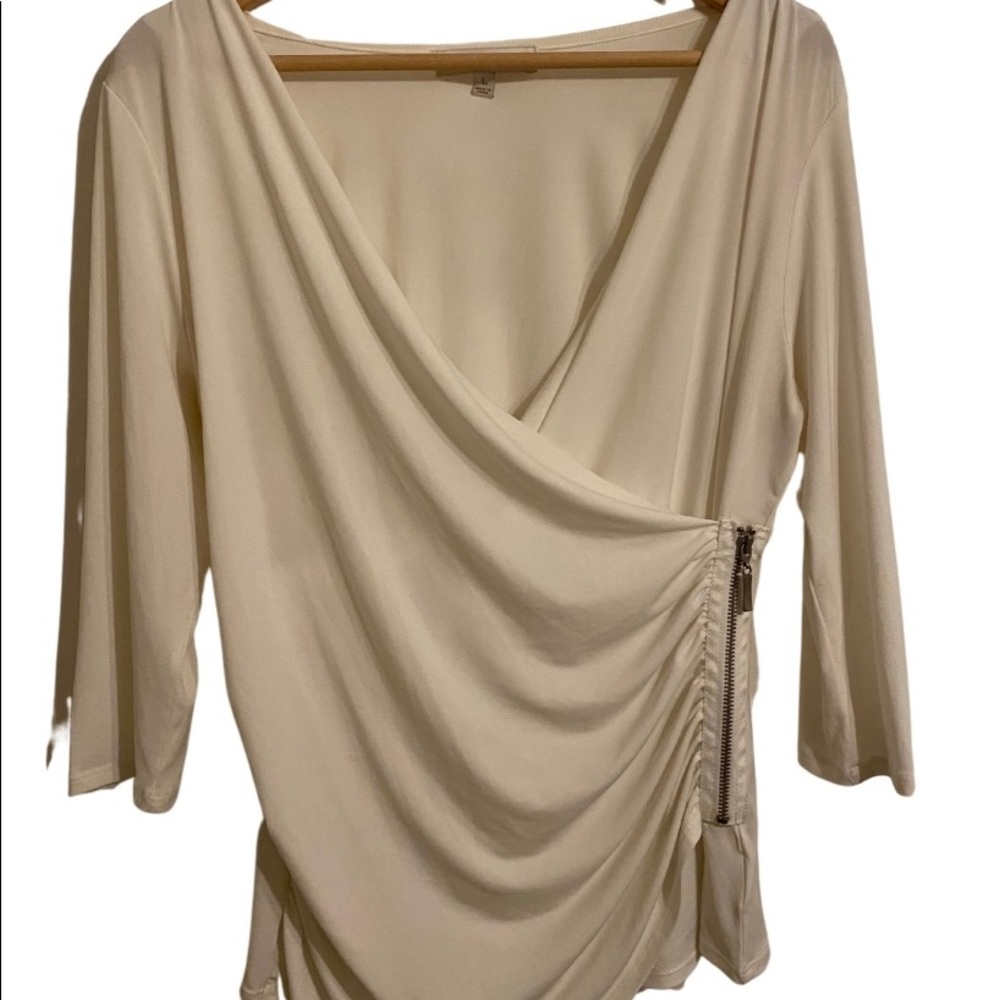 Ellen Tracy white zipper blouse